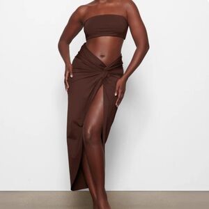 NWT SKIMS Signature Swim Sarong Skirt